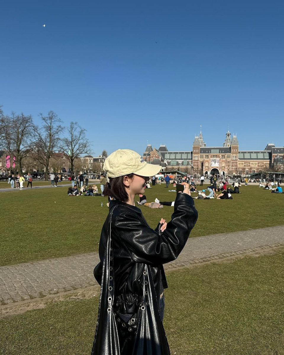 Happiest birthday, Love. I hope today wraps you in love, laughter, and quiet moments that feel like home. You deserve the kind of joy you give to everyone else— effortlessly, endlessly. 💕