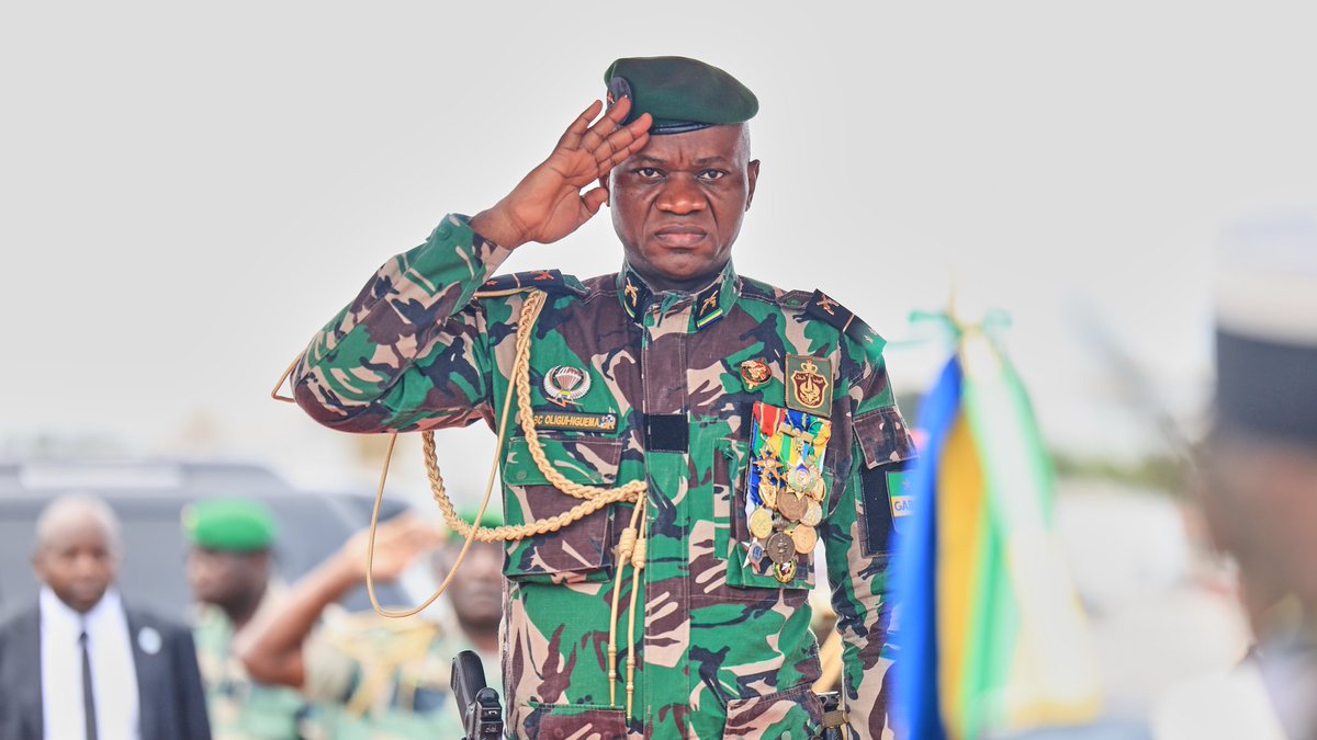 PSCReport's tweet image. Can diplomatic good offices overcome military entrenchment? AU&apos;s post-coup strategy reveals critical governance gaps 

#PSCReport issafrica.org/pscreport/psc-…