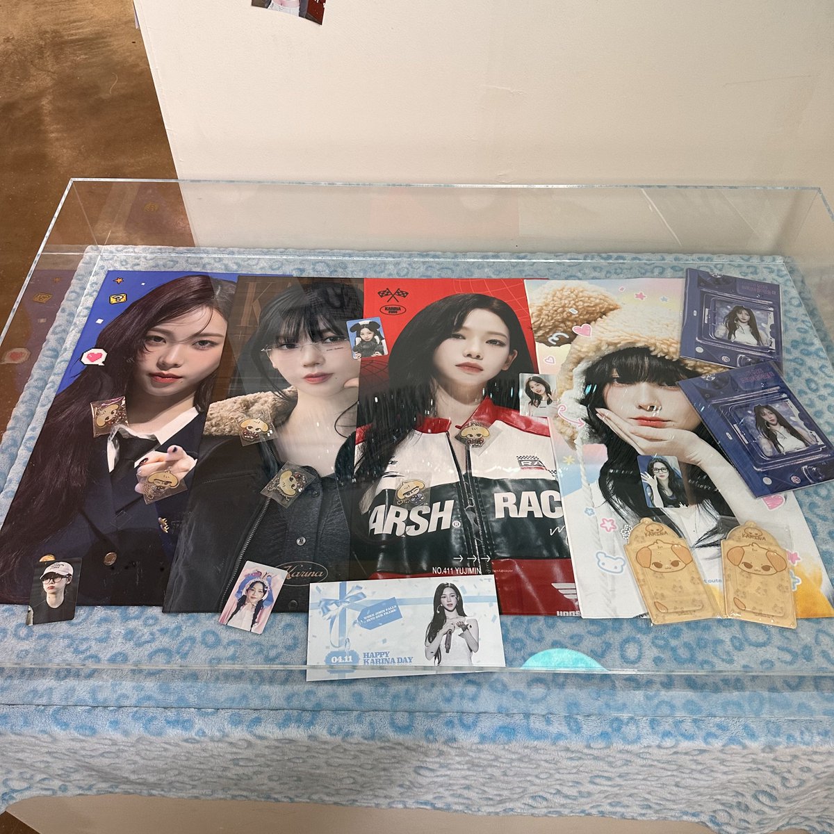 KFRAME0411's tweet photo. 「지민이가 우리의 프레임에 들어왔을 때」

생일 카페/생일 사진전 in 서울
📍LOCATION
펀치드렁크러브@punchdrunklovez
📅TIME
2025.04.11-2025.04.13
12pm-8pm
오늘부터 시작해요 많은 관심부탁드립니다🩵
우리 지민이 생일축하해!🩵🎂

#유지민_생일이다_기분_업
#Chapter25WithKarina
#카리나 https://t.co/NVR5PYAF0Y