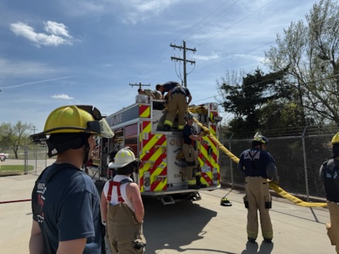 CentralTechEdu's tweet photo. Over the past 3 months, firefighters from local stations have dedicated their weekends to participate in the Firefighter 1 Hybrid Academy, complying with NFPA 1001 standards. These individuals have taken time away from their families and full-time jobs to learn essential skills. https://t.co/qJAKwrK6JX