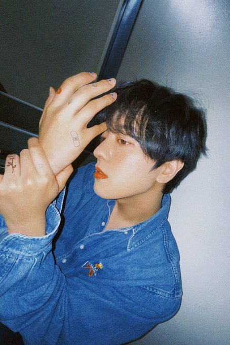RAVN_BR's tweet photo. 09.04.2025 || 🌹🔥 withROSES!

"Parece que foi ontem que vim ao Japão, mas agora faltam apenas 2 dias ROSES... :( 
Vamos fazer memórias inesquecíveis nos dias restantes.
Muito obrigado por hoje :) <3" 

#RAVN #レイブン #ROSES #Comedy https://t.co/KhSlU6Ehne