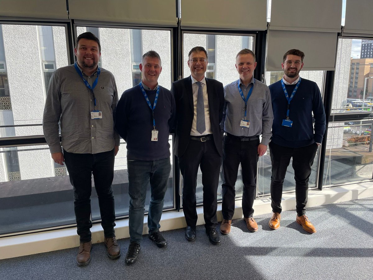 GCU Principal and Vice Chancellor Professor Steve Decent meeting the microbiology team Dr Ryan Kean, Professor Gordon Ramage, Dr John Butcher and Dr Will Johnston after they were awarded the NBIC Proof of Concept funding.