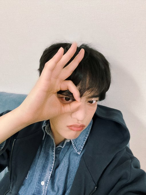 RAVN_BR's tweet photo. 09.04.2025 || 🌹🔥 withROSES!

"Parece que foi ontem que vim ao Japão, mas agora faltam apenas 2 dias ROSES... :( 
Vamos fazer memórias inesquecíveis nos dias restantes.
Muito obrigado por hoje :) <3" 

#RAVN #レイブン #ROSES #Comedy https://t.co/KhSlU6Ehne