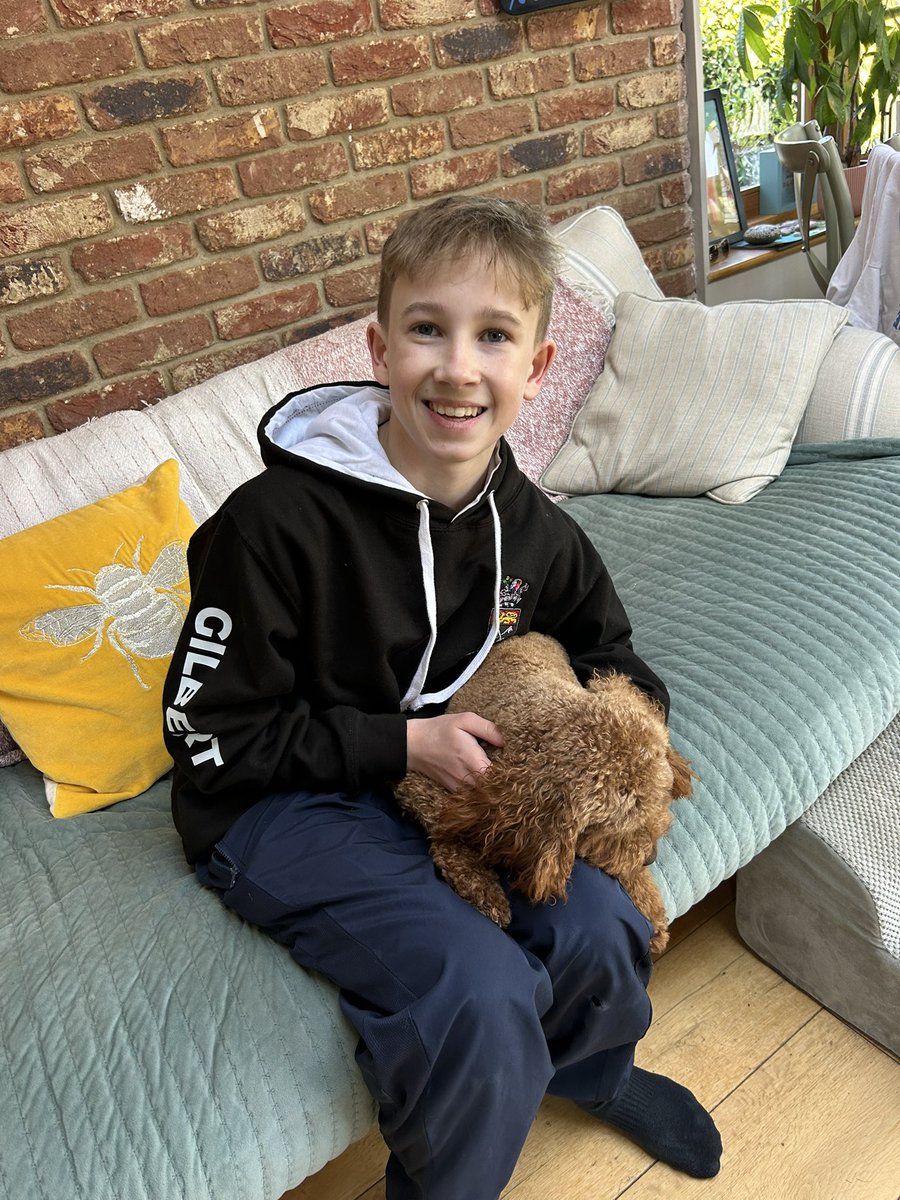 AislingGilbert's tweet photo. He’s back and the roast is on! Thank you @HolyportSki for giving him an amazing week learning a new sport! ⛷️🎿 https://t.co/JHy13S7LZX