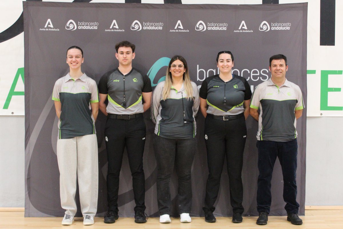 FABJaen's tweet photo. Todo preparado para el 1º partido de la J1 de la 🏆 #FaseFinalIMJaén2025

📆1️⃣0️⃣ de abril⛹️‍♀️
⏰ 17:30 horas
🏀Pavimentaciones Morales @jaen_cbcantera 🆚 Mar Fotovoltaica @LinaBasketClub Negro
🏟️ Pabellón Municipal
📍@aytoandujar

#BaloncestoAndalucía
#SomosElSur https://t.co/XuDTAvn17d