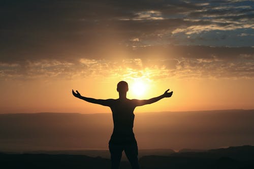 MindfulBangor's tweet image. 🌼Discover the transformative potential of mindfulness through the Master’s degree in Mindfulness at Bangor University — one of the leading programs of its kind.
📷 Learn more about the courseand what it could mean for you in this short video:
👉 youtu.be/lSUxxDXgurQ