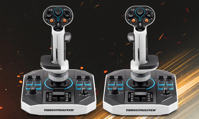 soyNorris's tweet photo. Este mes estamos jugando #StarCitizen @RobertsSpaceInd  probando los nuevos periféricos de @TMThrustmaster que son una auténtica pasada. ¡Pásate y pregunta lo que quieras sobre ellos! 

👉https://t.co/mNJk8ZwW3P https://t.co/W04L1PPaMn