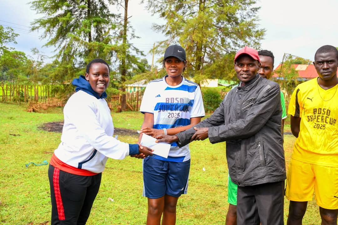 Muge_Cynthia's tweet photo. Kosirai Ward Awards.
Congratulations Tebeson and Chepketei Men for qualifying to the next round.
Chesumei Constituency.
#BOSOSUPERCUP
#CheptiKonyool
#MonetizingTalent https://t.co/sH7BKGelIe