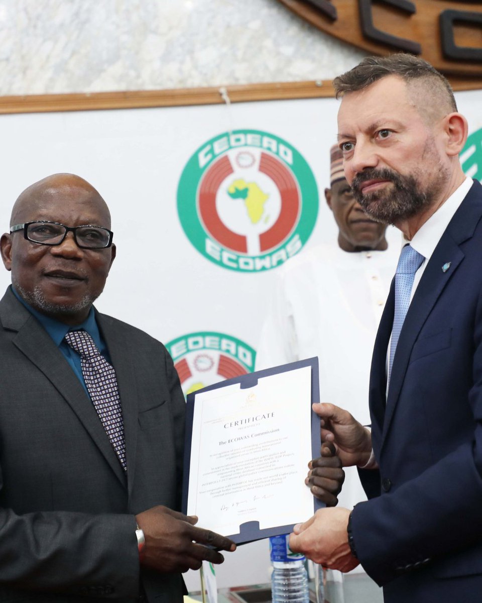 INTERPOL_HQ's tweet photo. Strengthening security ties in West Africa

@INTERPOL together with @ECOWAS_CEDEAO, and the @EUinNigeria have handed over the West African Police Information System (WAPIS) to the West African national and regional authorities in Abuja, Nigeria.🇳🇬

WAPIS facilitates real-time police data exchange, connecting national law enforcement agencies at the national and regional levels and to the world community of the law enforcement agencies through INTERPOL's global I-24/7 network.

This event marks a significant milestone in the advancement of security collaboration within the West African region and presents a vital opportunity to underscore INTERPOL’s role in addressing transnational security challenges.

➡️🔗https://t.co/3KNI3UgOS9🇳🇬