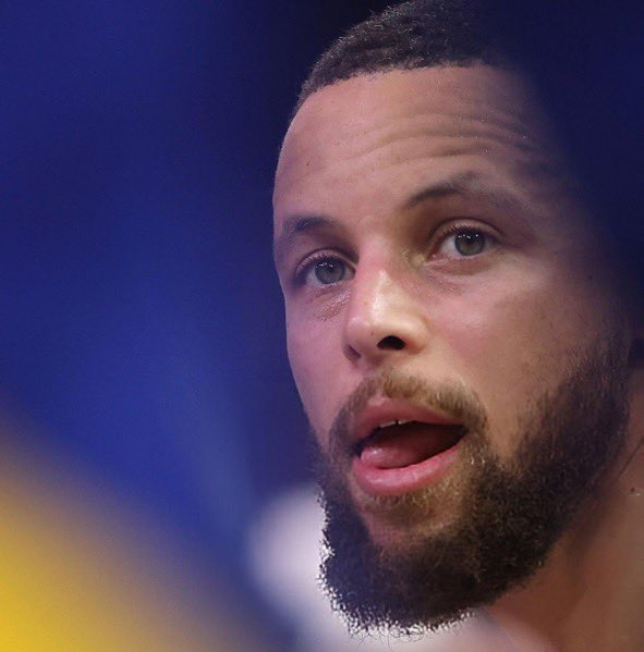 criadocurry's tweet image. Stephen Curry está 4 bolas de 3 atrás do líder de bolas de 3 da temporada.

DETALHE…

Stephen Curry tem 11 jogos a menos que o primeiro colocado.