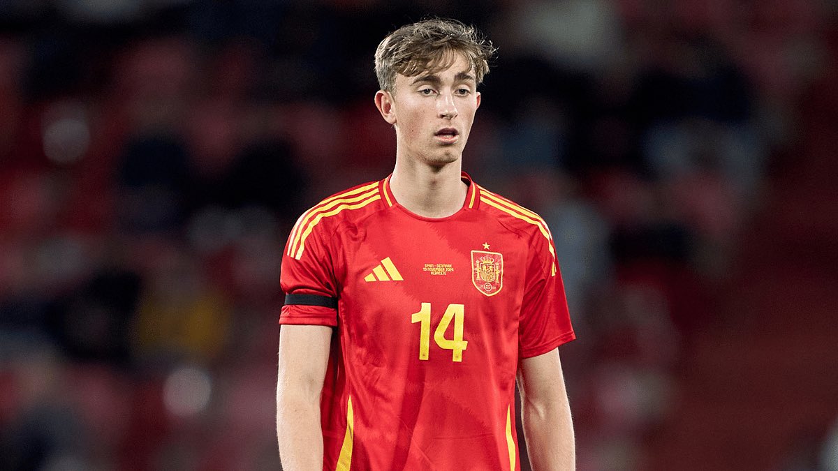EduardoHagn's tweet photo. 🚨 BREAKING from @David_Ornstein:

Arsenal are among the clubs interested in signing Dean Huijsen. 🇪🇸

It’s a tricky situation given the current CB core at Arsenal, but if Kiwior departs, it could be something concrete. 🍿

Arteta and Berta, big fans. ✨ https://t.co/fygduiJJWc