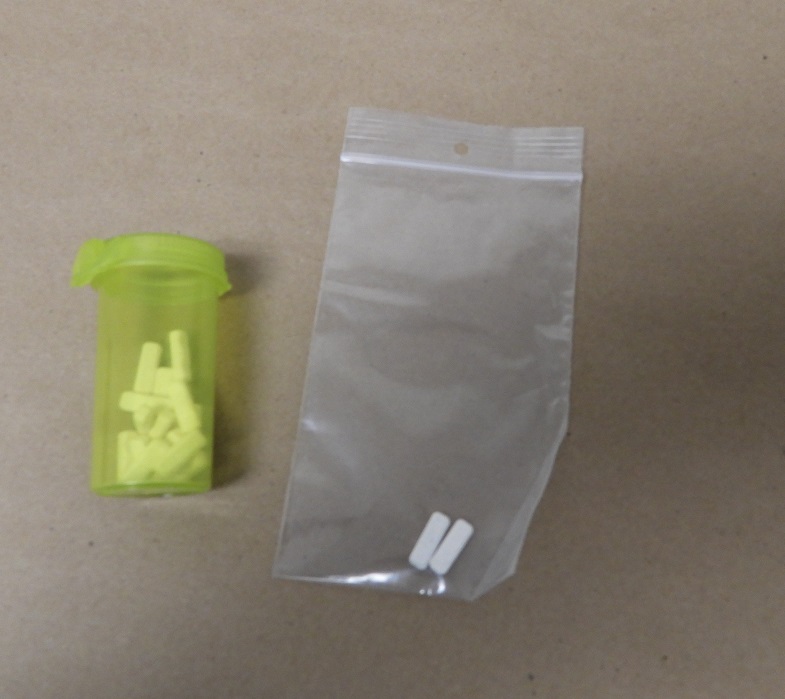RCMPNL's tweet photo. #RCMPNL warns of dangerous counterfeit pharmaceutical substances in circulation - https://t.co/NXqv2QFUR8 https://t.co/fu9FAo4HHS