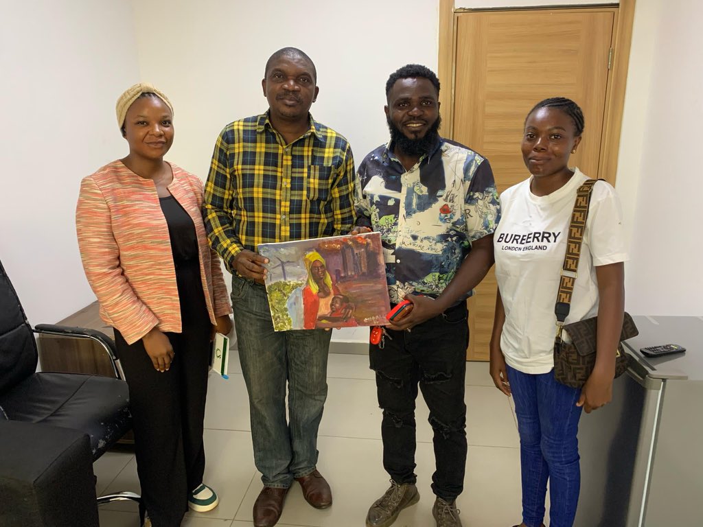 libedef's tweet photo. Strengthening Partnerships for Climate Action in Edo State - LIBEDEF 

The team of Lilbeckking Development Foundation (LIBEDEF) with the Director of Climate Change 

#libedef #lilbeckking #climatechange #climate #edostate #health #nigeria #directorofclimatechange #lbk https://t.co/GLUcayeWIi