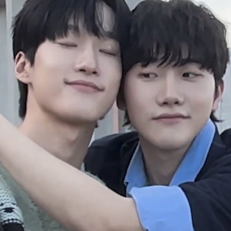GELB0I's tweet photo. if there’s one thing heesu in class 2 got right it’s the casting likee look at THEM https://t.co/DN3e5sl3Iy