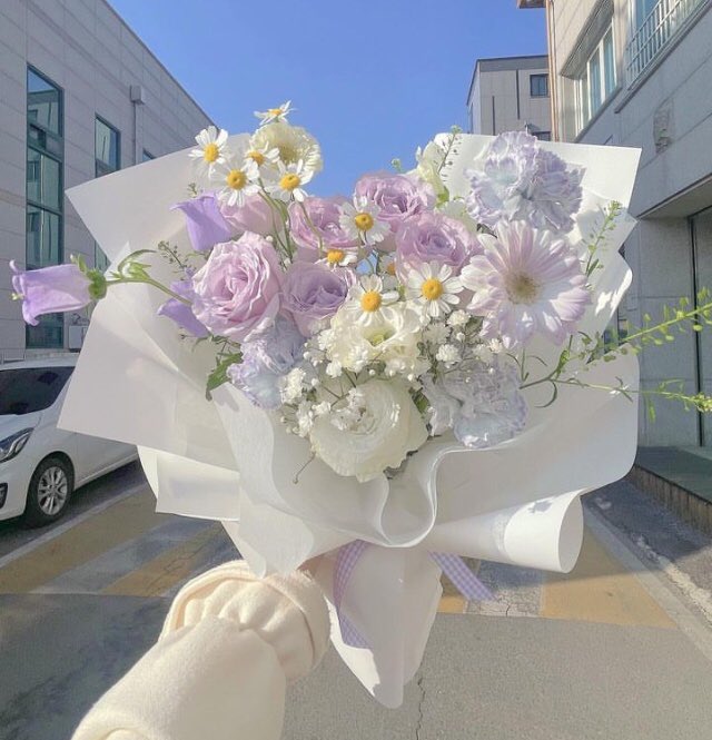 heart_jpg's tweet photo. pretty bouquet https://t.co/wgzzNAlNHB