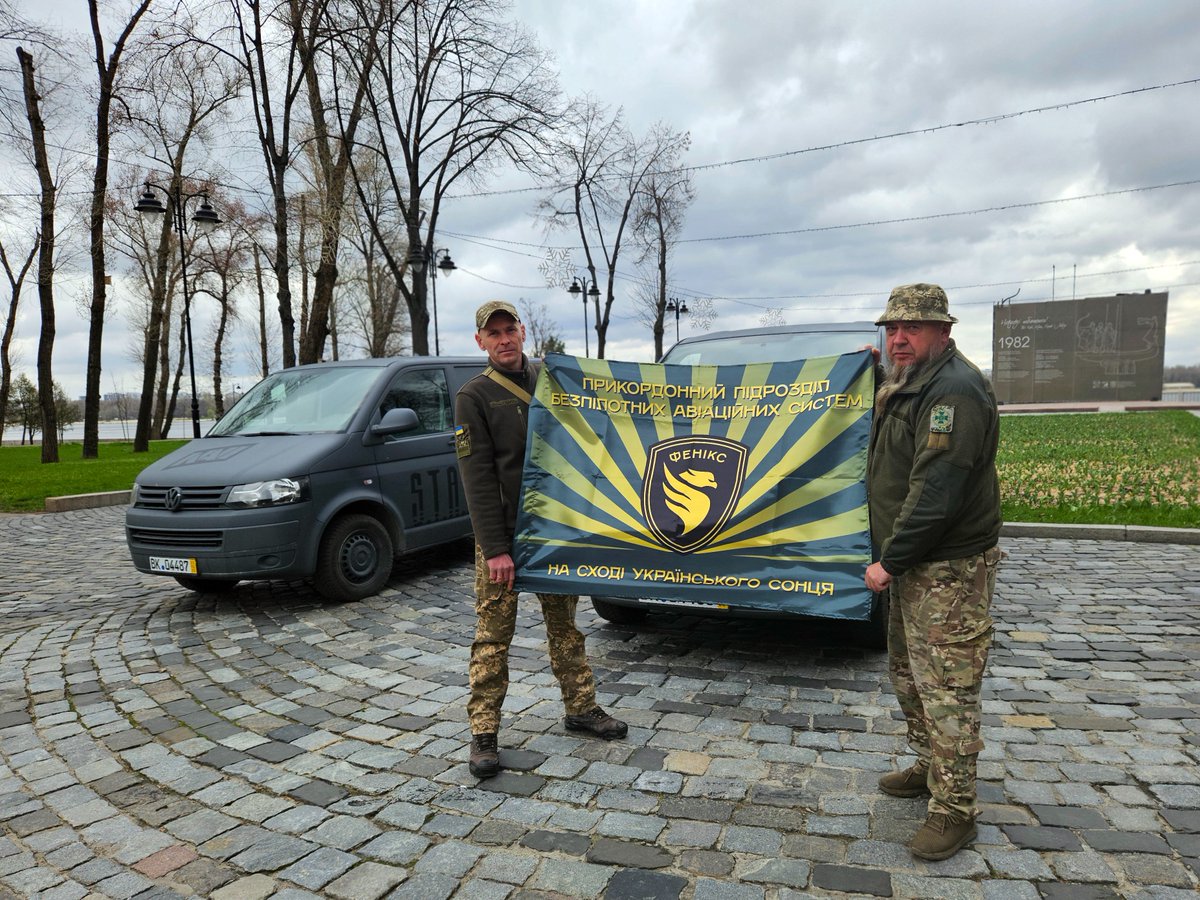 MKFoundation_UA's tweet photo. MK Foundation продовжує підтримувати підрозділи БПЛА, забезпечуючи їх надійним транспортом.
Цього разу два Volkswagen Transporter отримала 92-га ОШБр, ще один —  підрозділ безпілотних авіаційних систем Фенікс бригади «Помста». https://t.co/vs3n8kPV9O