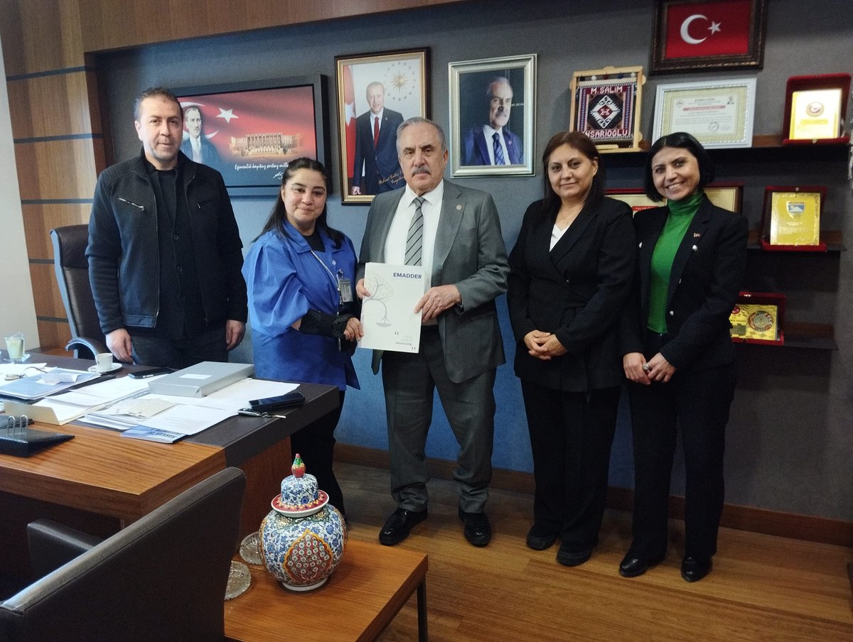 EMADDER’ in MECLİS ZİYARETLERİ    

MEHMET SALİM ENSARİOĞLU - AK PARTİ İSTANBUL MİLLETVEKİLİ

1 güne 17-20 yılla mağdur edilen EMADDER liler olarak hakkımız olan Kademeli Emeklilik talebimizi Siyasilere tek tek anlatmaya devam ediyoruz…    

EMADDER  Ankara Meclis Ekibi AK Parti