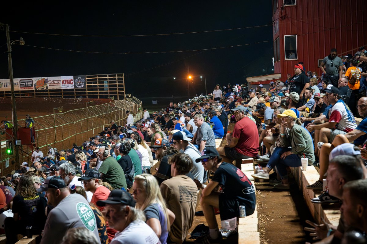 All eyes are on the black dirt this weekend, but we'll be back on the red clay 🔜

The #ALGang100 is coming up on April 25-26 and tickets are on sale NOW!

🎟️ bit.ly/TalladegaTix