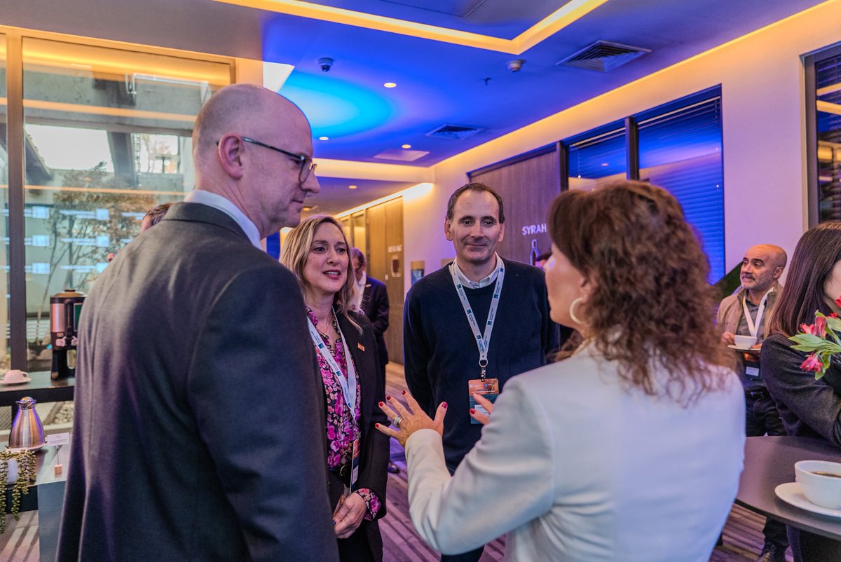#CescoWeek2025 | La ministra de Minería, Aurora Williams, junto con autoridades de <a href="/CodelcoChile/">Codelco</a> , <a href="/ENAMIChile/">ENAMI</a> , <a href="/sernageomincl/">Sernageomin</a> y <a href="/CochilcoChile/">Cochilco</a>, asistieron a la primera versión del #ICADay, organizado por <a href="/thinkcopper/">International Copper Association</a> en conjunto con <a href="/CentroCESCO/">CESCO</a> 🇨🇱