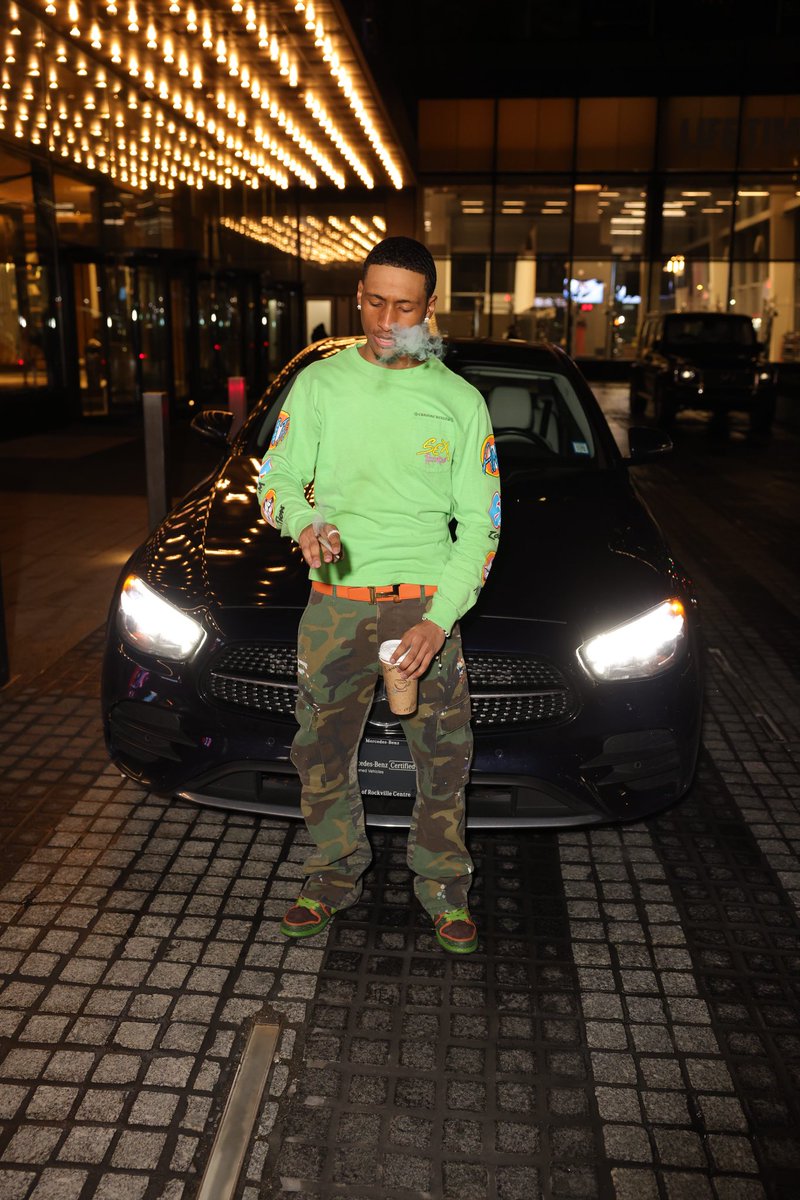 TmoneyAp's tweet photo. #FREEDA5s#RIPDA5s https://t.co/WaIM02fccd