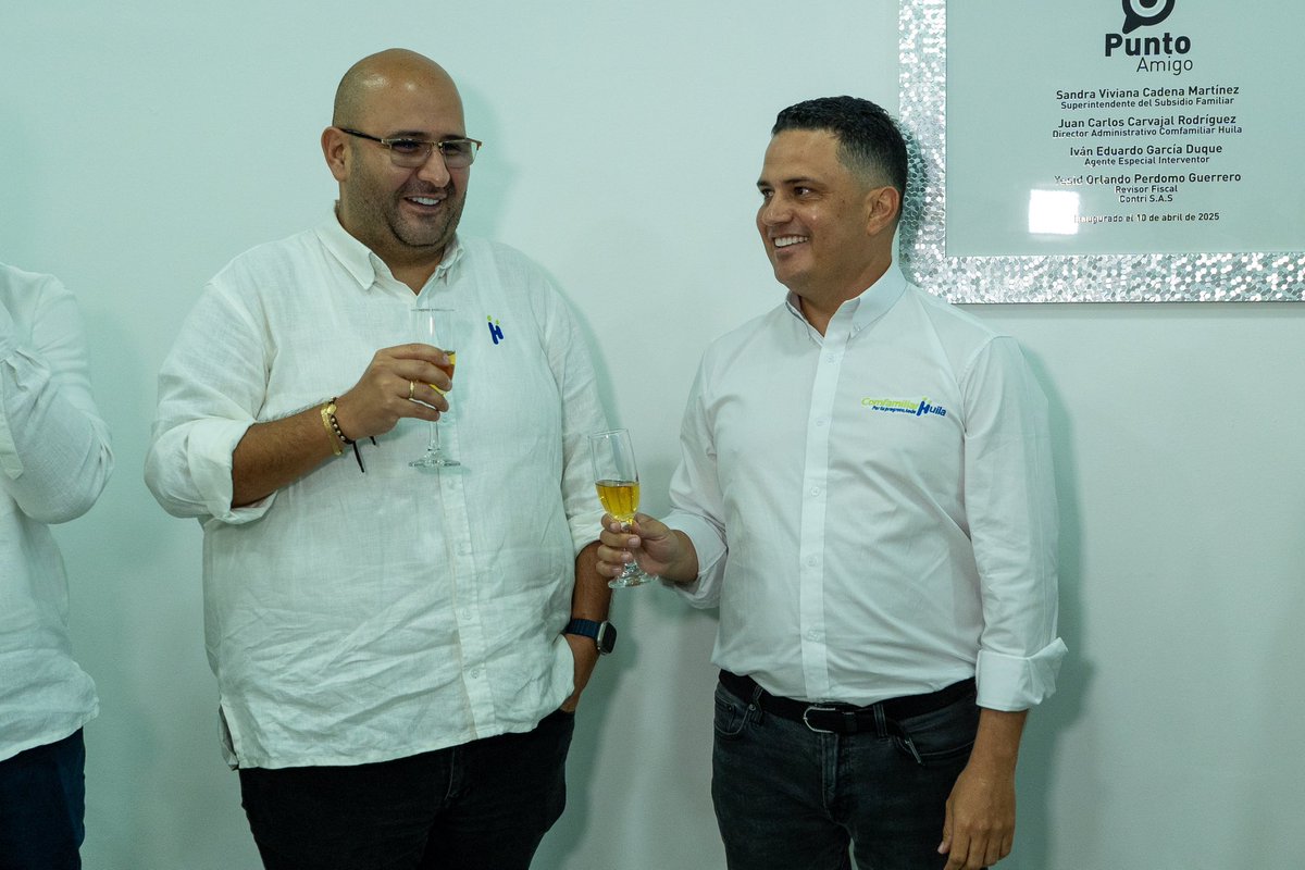 comfamiliarh's tweet photo. 🤩¡Un nuevo espacio pensado para ti!💙  
Hoy nace #PuntoAmigo, un lugar exclusivo para que nuestros afiliados realicen sus trámites, asesorías y gestiones con Comfamiliar Huila🚀
¡Pronto abriremos las puertas al público!👏🏻
•
•
#PortuProgresoTodo #PuntoAmigo #ComfamiliarHuila https://t.co/mbJ29tDQXE
