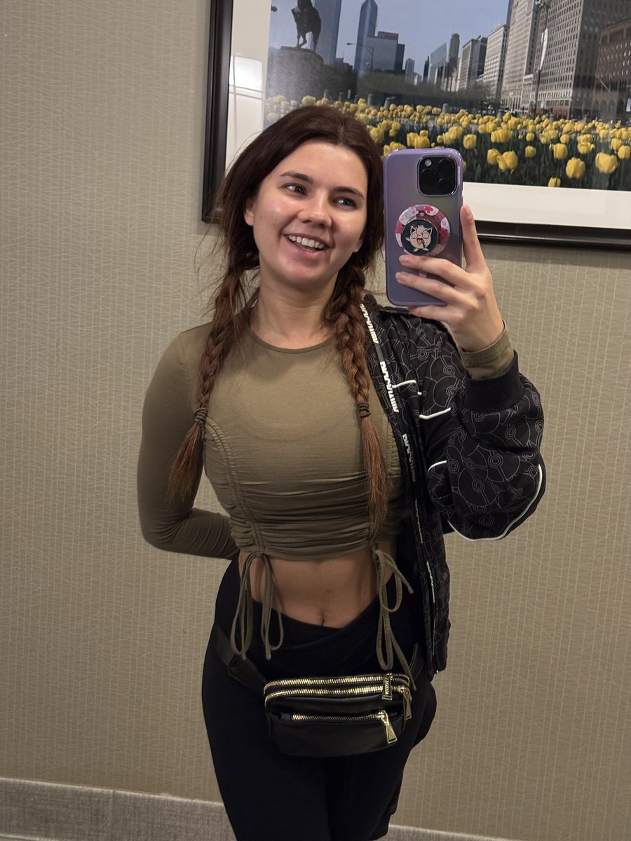 How am I looking post flight 👉🏼👈🏼😜
