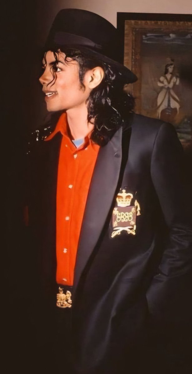 __SkyJackson__'s tweet photo. I love you too ! 

#MichaelJackson https://t.co/d59r4EPCX7