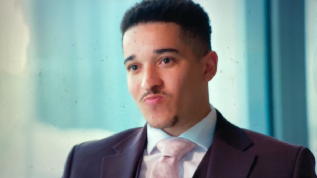 ChorleyTuesday's tweet photo. 📢 @astonmartin @Nike @RedBullUK , SIGN MY MAN UP - legitimise his online portfolio at the same time too!
#TwoBirdsOneStone etc etc…

#TheApprentice #ChorleyTuesday https://t.co/0nacd4lNAG