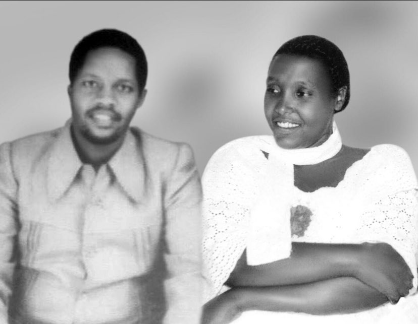 graceusanase's tweet photo. Ndashaka Kubasangiza ijambo rya nyuma Maman yatubwiye muri Jenoside 1994. Twari abana batanu: Gilbert, Gratia, Freddy, Clairon na Grace. Twagize Imana, dufashijwe n’Inkotanyi, twese turarokoka nk’abana. Iyi taliki mu 1994 nibwo duherukana ,izina Maman riba amateka.
#Kwibuka31 https://t.co/PATA3C64WJ