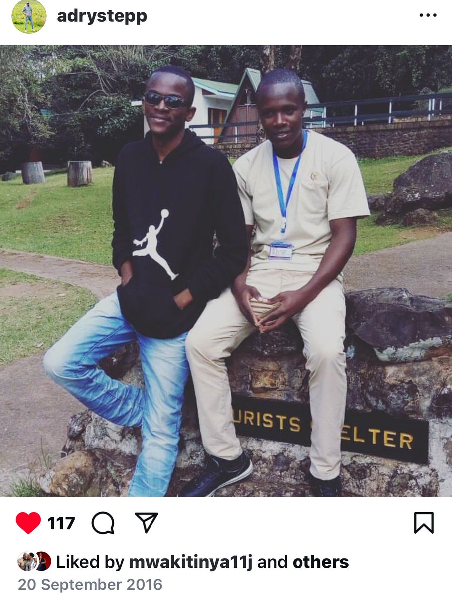 RealKombe's tweet photo. Licha ya kua shabiki yako wa muda mrefu ukiwa EAT na kipindi cha HOT MIX, tulikutana katika kazi ya uandaaji wa vipindi vya hifadhi za Taifa @tanzaniaparks mwaka 2016.
👇🏿👇🏿👇🏿👇🏿👇🏿👇🏿👇🏿👇🏿👇🏿👇🏿👇🏿👇🏿👇🏿 https://t.co/Kfg4S5yl28