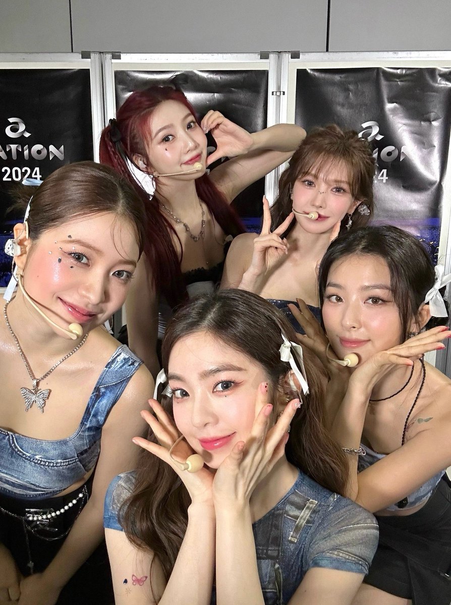 dolceyeri's tweet photo. my girls, i miss you everyday https://t.co/523PU6p8Xt