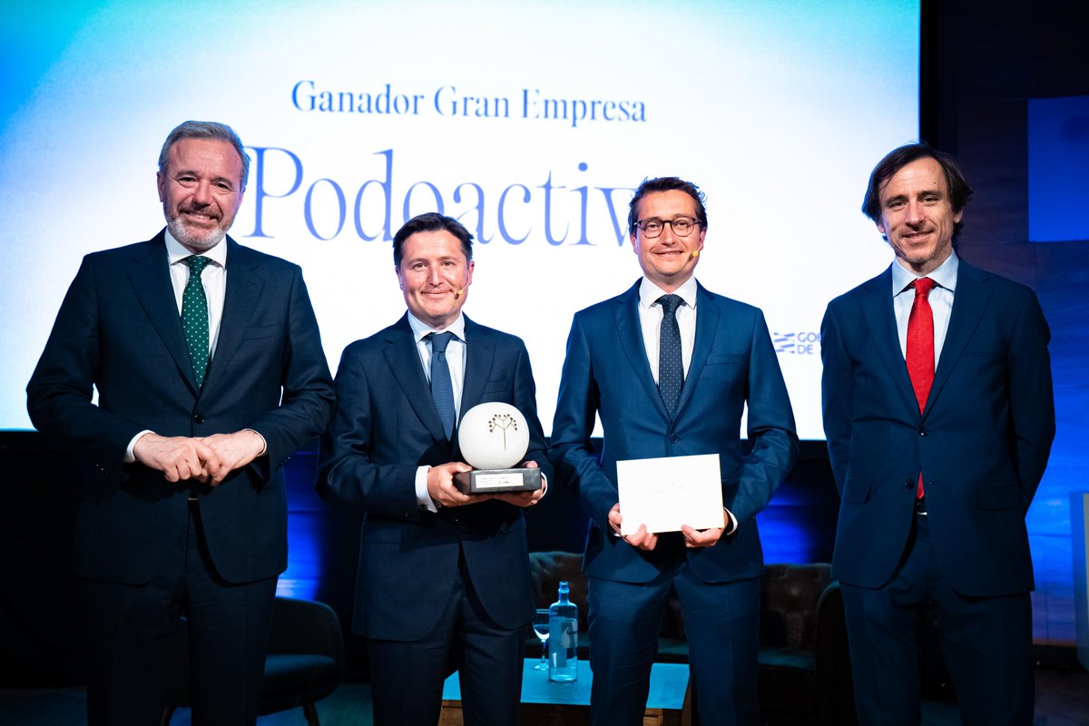 Víctor y Javier Alfaro, de <a href="/Podoactiva/">Podoactiva</a> , reciben el Premio de la Empresa Aragonesa 2025 de AEFA de manos de Jorge Azcón y Jorge Blanchard
👇👇👇

eldiariodehuesca.com/economia/podoa…