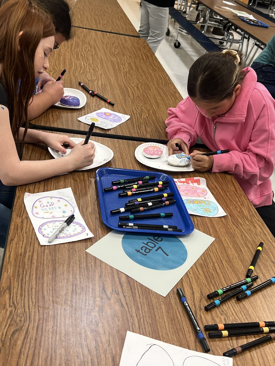 awlsmo's tweet image. Fourth grade community project! Thank you to Sandman and AWEF for making it possible! Great work students! #servicelearning