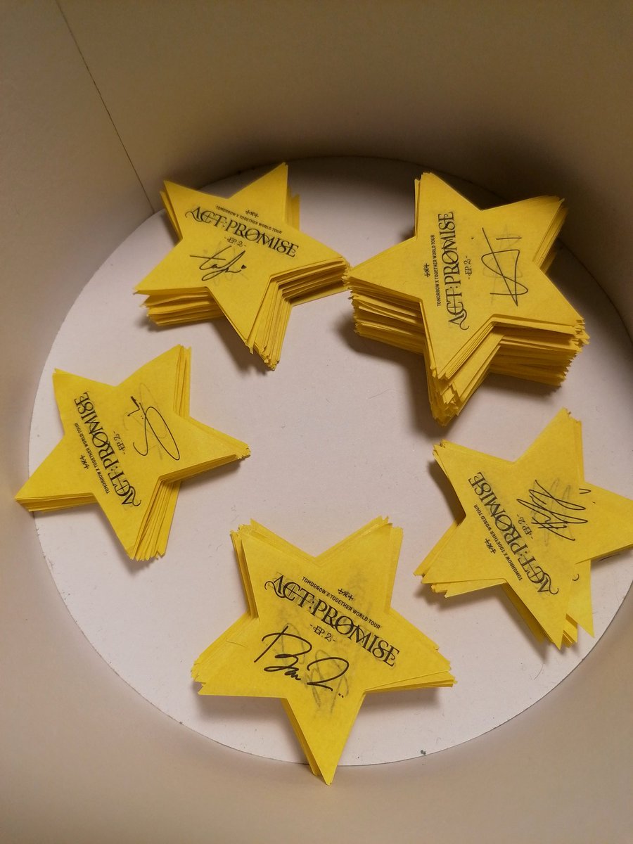 zu is iconik! tweet media