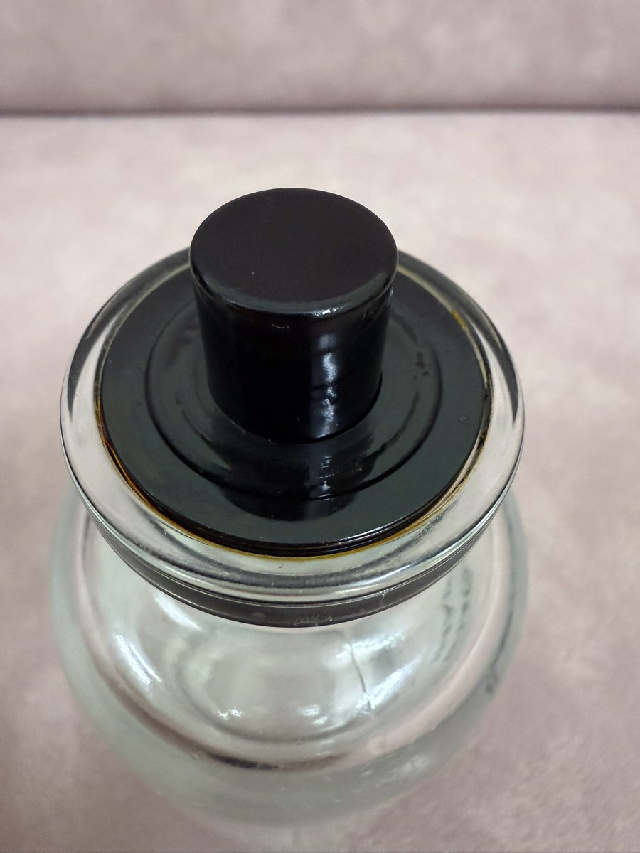 mt14141's tweet photo. @LouisVuitton Is it possible that an old company has an echo in perfume!!! https://t.co/DxGOeXgiun