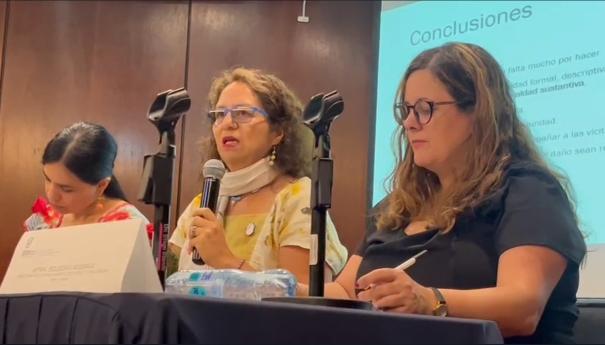 <a href="/IDdeco_/">IDdeco</a> <a href="/MaricarmenNava/">María del Carmen Nava Polina</a> En relación con las nuevas autoridades que surgirán a partir de las reformas en materia de #AccesoALaInformación y del Poder Judicial, la Comisionada <a href="/MaricarmenNava/">María del Carmen Nava Polina</a> confió en que se retomen los valores fundamentales de transparencia, integridad, respeto e inclusión.