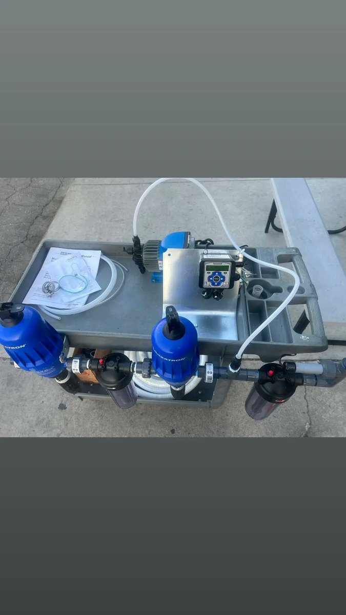 HighWay3699's tweet image. My portable rig 4 when you want some Fulvic and bombardier sugar into the mix. I’m a big fan of Kimitec products. Not cheap but agg proven. If you have ever used boost by Canna.  This is that x1000 . I love using products that you can physically see the plants react to.