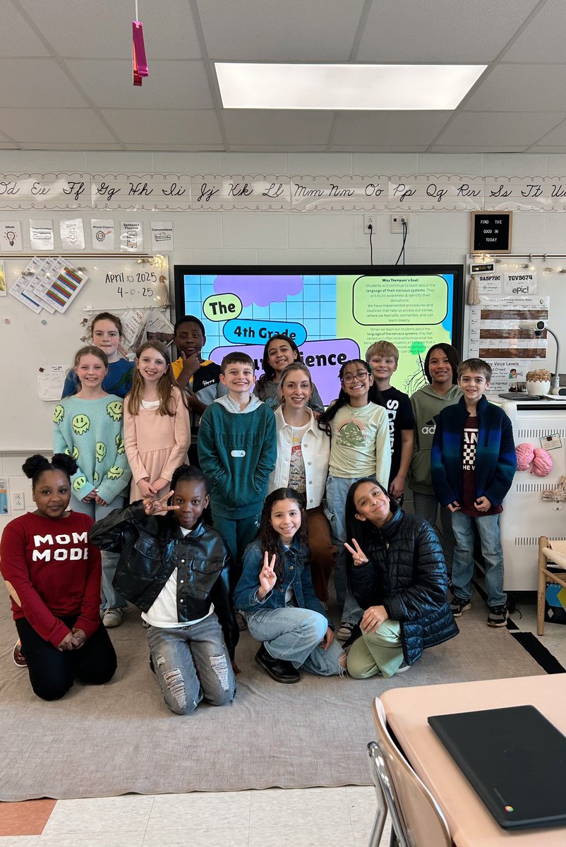 Miss Katie Thompson tweet media