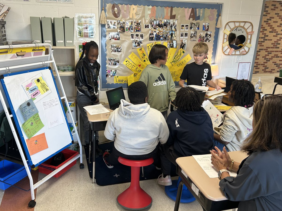 Miss Katie Thompson tweet media