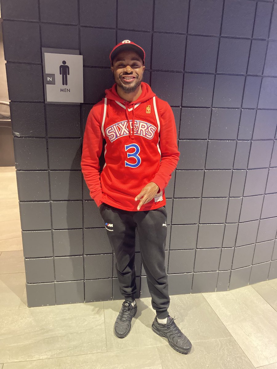 _Houston_Rocket's tweet photo. 3 🚀 https://t.co/p9GXxgn0YC