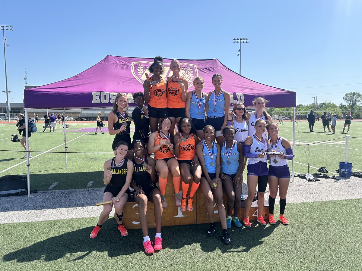Both 4x100 Relays advance!!!