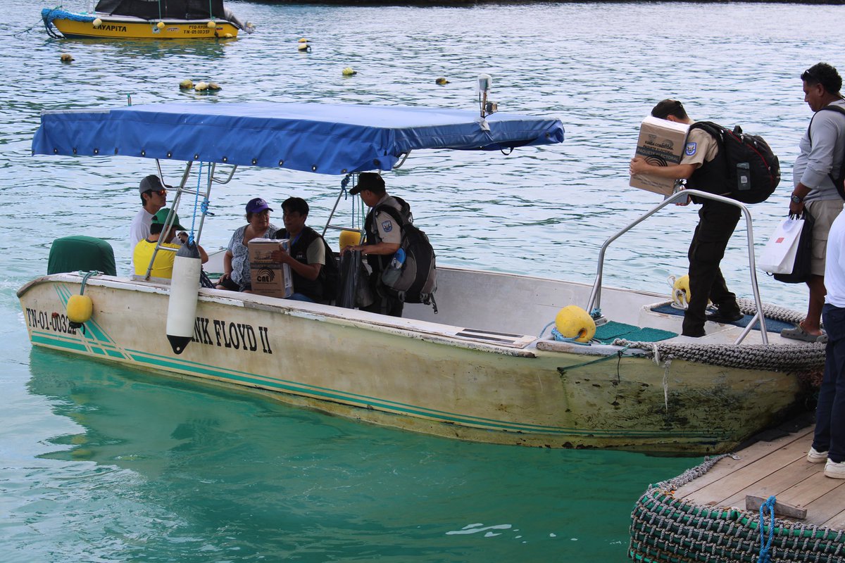 CNEGalápagos tweet media
