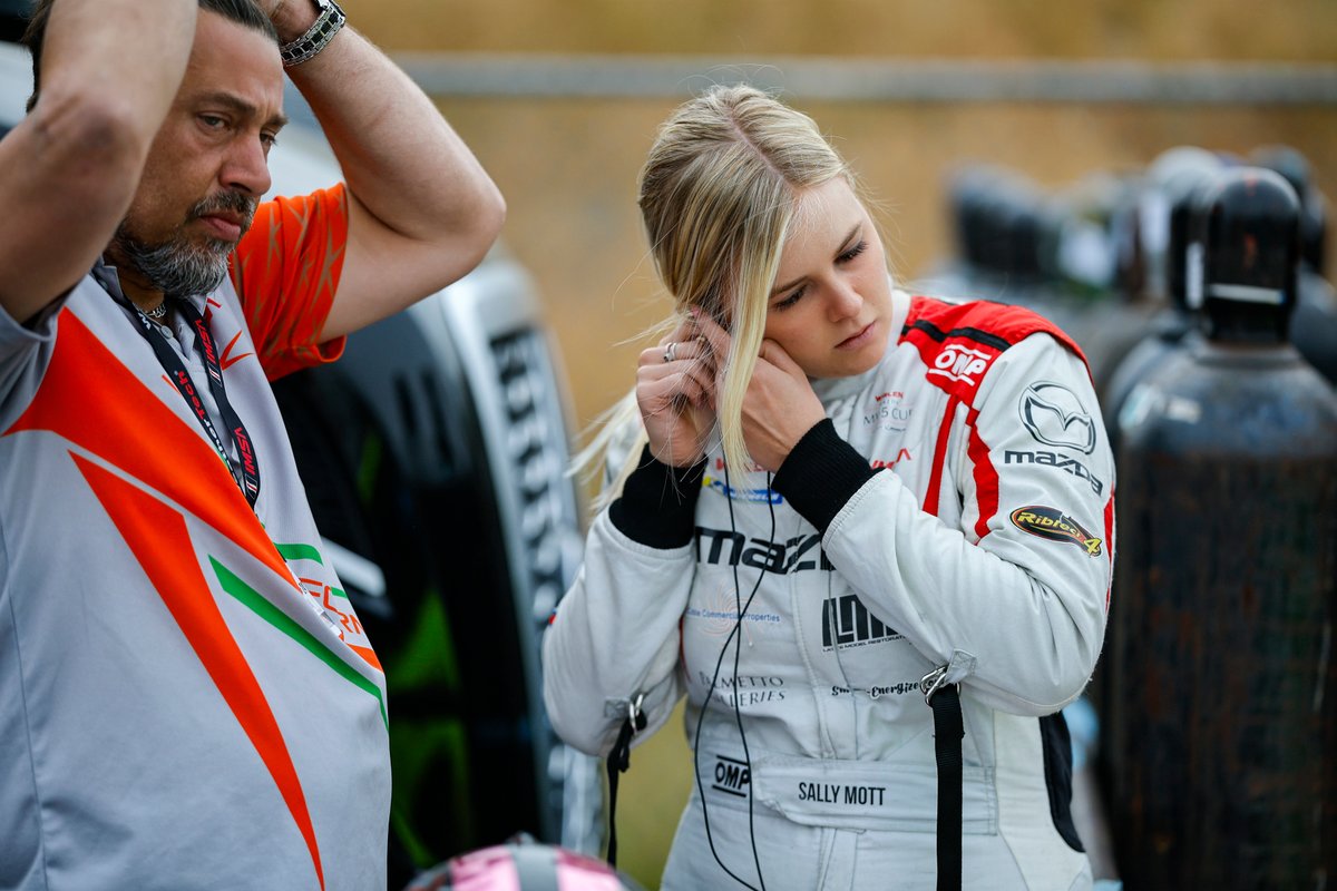 CobleCommercial's tweet image. Have you started #FirstToTheFinish on @PrimeVideo yet? 

The women of @MazdaMX5Cup are in the spotlight and giving you incredible insight into their racing life.

3 new episodes release on April 15, so get caught up for next week!

#MX5 #MX5Cup 

📸 Ignite Media