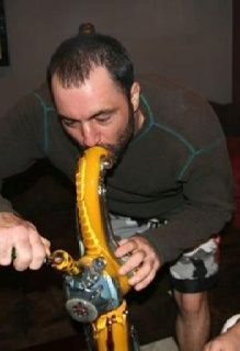 ProdbyTiG's tweet photo. weed was at its best when u used to go to ya homies house and smoke out of sum shi like this https://t.co/fLVrmwzPGE
