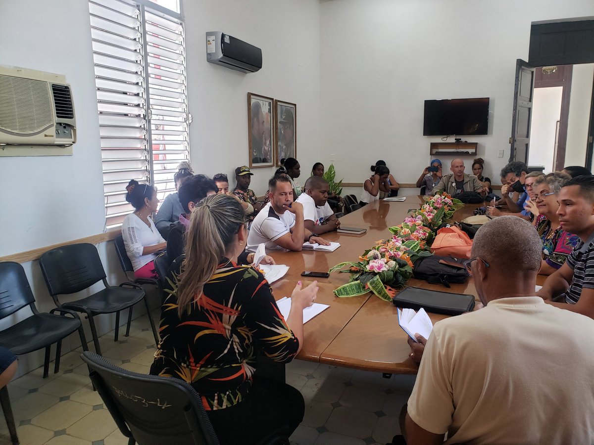 YermanisMatos's tweet photo. Se desarrolla en estos momentos espacio de aseguramiento de la elección a delegados en 5 circuncripciones del territorio con la presencia de Giovanni Barrueta Ordóñez M/B del Partido Provincial en #LaHabanaDeTodos @lisaracorona1 @rpalmero1 https://t.co/DOXCrwXjEh