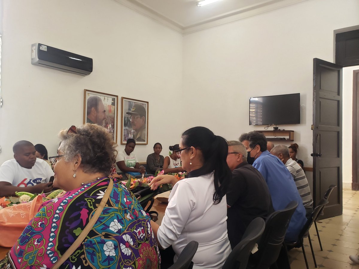 YermanisMatos's tweet photo. Se desarrolla en estos momentos espacio de aseguramiento de la elección a delegados en 5 circuncripciones del territorio con la presencia de Giovanni Barrueta Ordóñez M/B del Partido Provincial en #LaHabanaDeTodos @lisaracorona1 @rpalmero1 https://t.co/DOXCrwXjEh