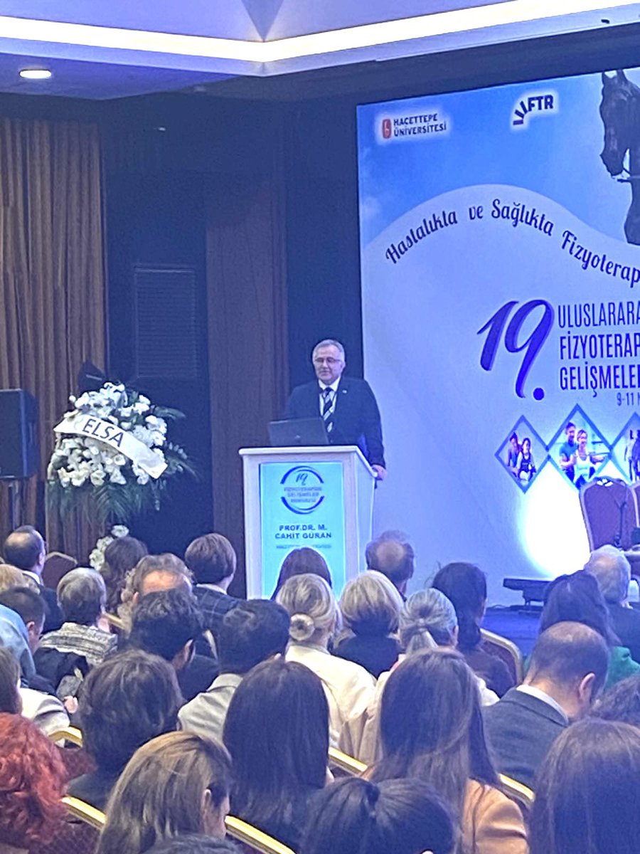 CahitGuran's tweet photo. Fizik Tedavi ve Rehabilitasyon Fakültemiz tarafından organize edilen 19. Fizik Tedavi ve Rehabilitasyon Kongresi’nde hocalarımızla birlikteydik. https://t.co/2O9sXtymVd