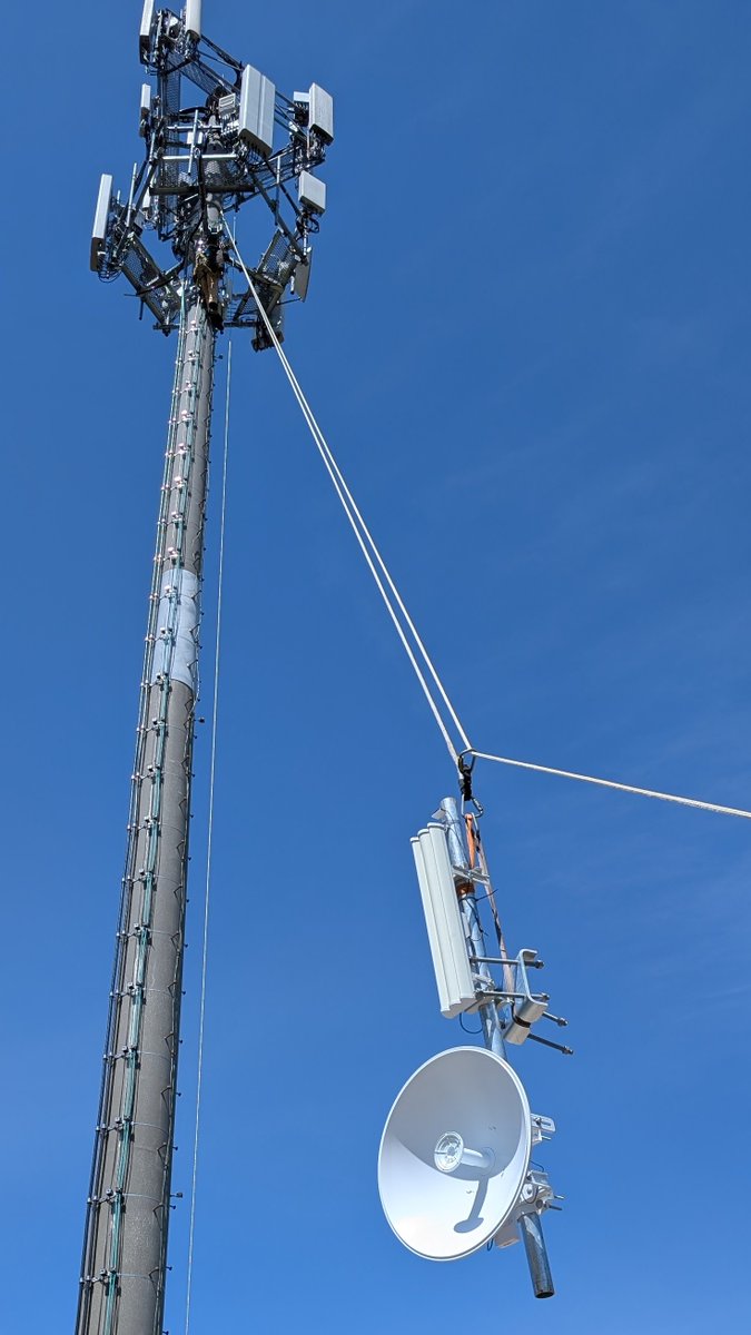 NetworkingWV's tweet photo. It's a beautiful day to begin installing the equipment! Things are progressing nicely and we will be up and running before you know it! 100% UISP https://t.co/3TThzr3DOi