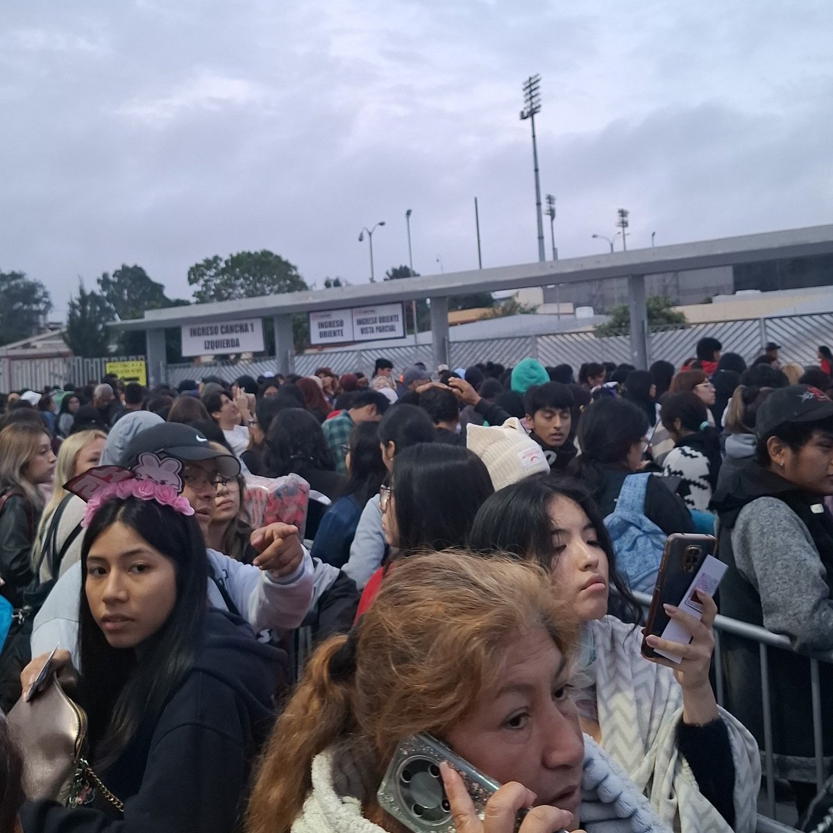 noviecitadeashe's tweet image. mi experiencia y de cómo fue la fila y el concierto 🇵🇪, abro hilo:

#dominATE_LIMA #dominATE