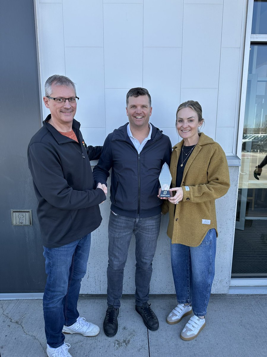 KAV is proud to receive the <a href="/swatmaps/">SWAT MAPS</a> Premium Partner of the year award. This could not be achievable without the hard work and dedication of our KAV Team who have a passion for science and agriculture. A huge thank you to our clients who trust KAV with innovation and AgTech.